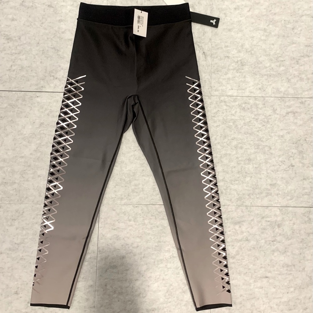 New with tags! Ultracor leggings - Picture 1 of 5